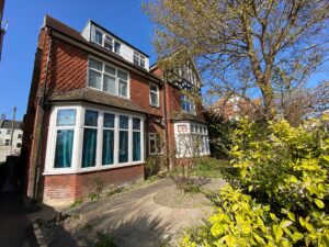 Studio inclusive of bills