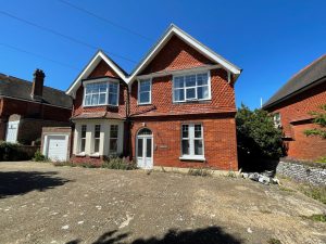 Modern studio with ALL bills included!