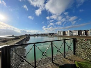 Far reaching views from harbour apartment