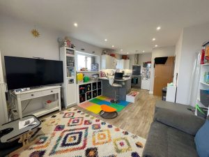 Top Floor 2 Bedroom Apartment, Minster House, Little Chelsea