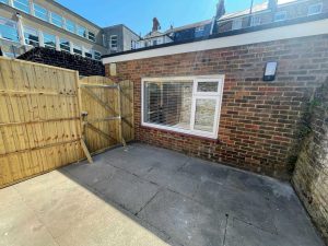 Detached One bedroom Ground Floor Flat